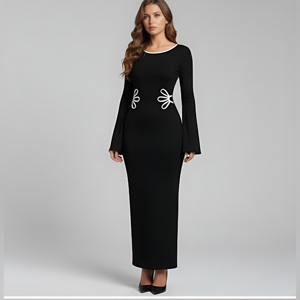 Floral Contrast Flare Sleeve Maxi Dress Black